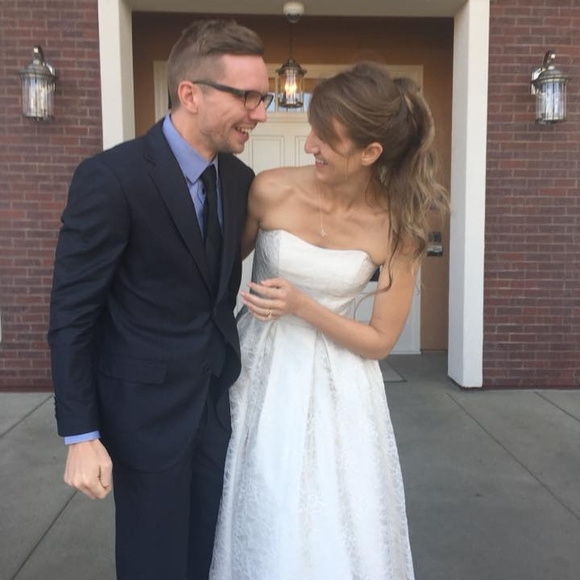 Meet your Posher, Ona - Picture 1 of 1